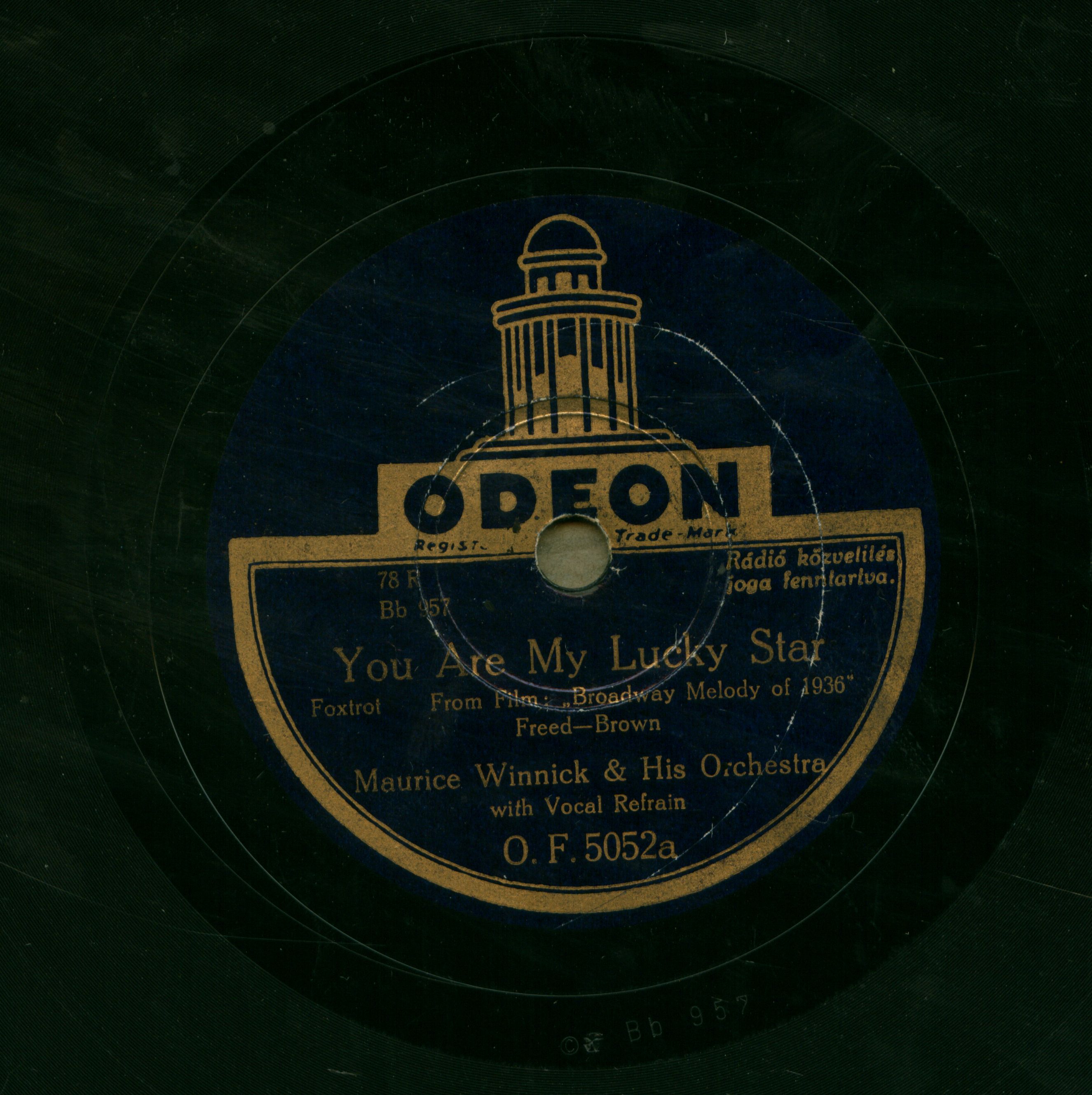 Maurice Winnick & His Orchestra with vocal refrain